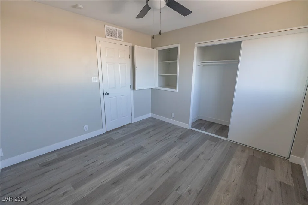 4485 Nellis, Las Vegas, NV 89121