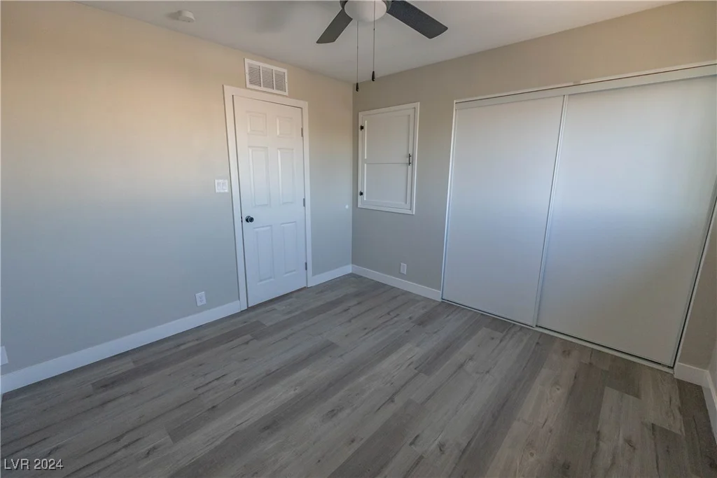 4485 Nellis, Las Vegas, NV 89121