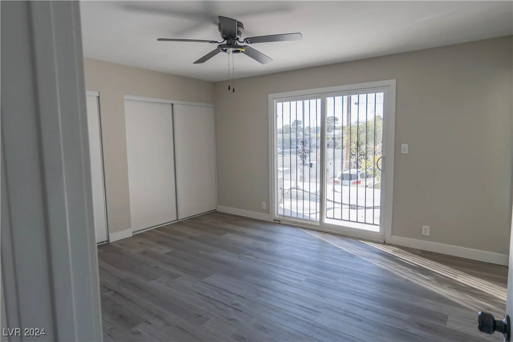 4485 Nellis, Las Vegas, NV 89121