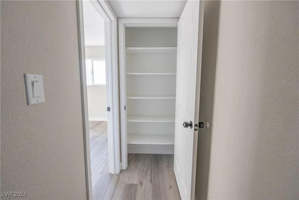 4485 Nellis, Las Vegas, NV 89121