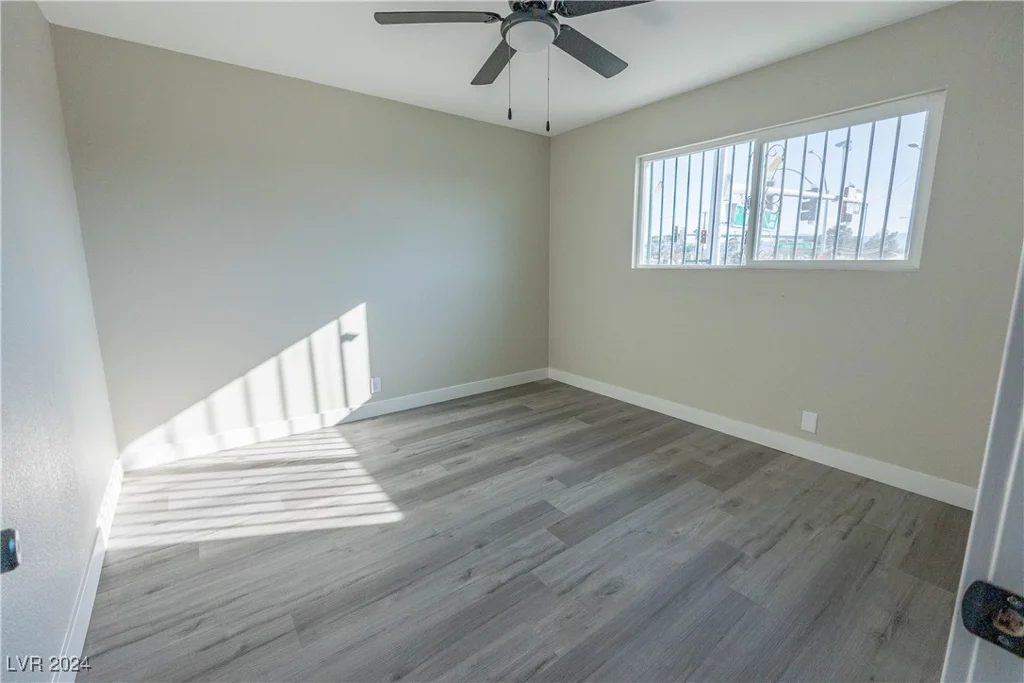 4485 Nellis, Las Vegas, NV 89121