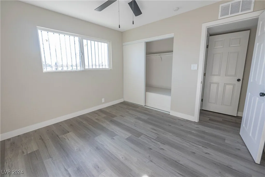 4485 Nellis, Las Vegas, NV 89121