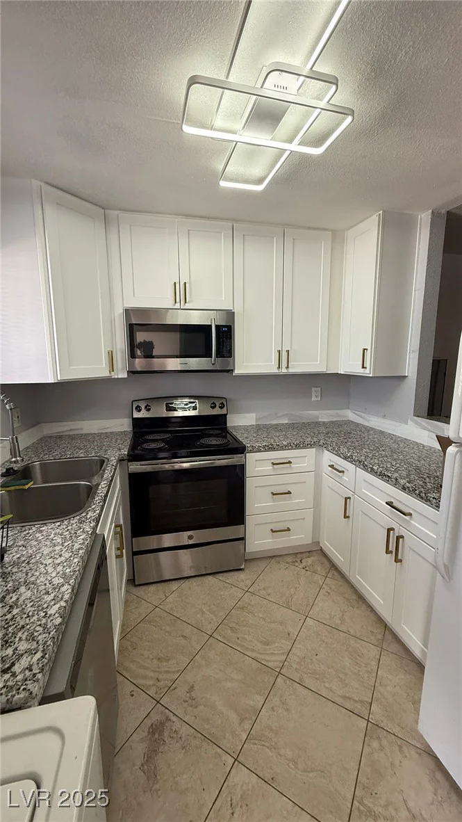5378 Swenson, Las Vegas, NV 89119