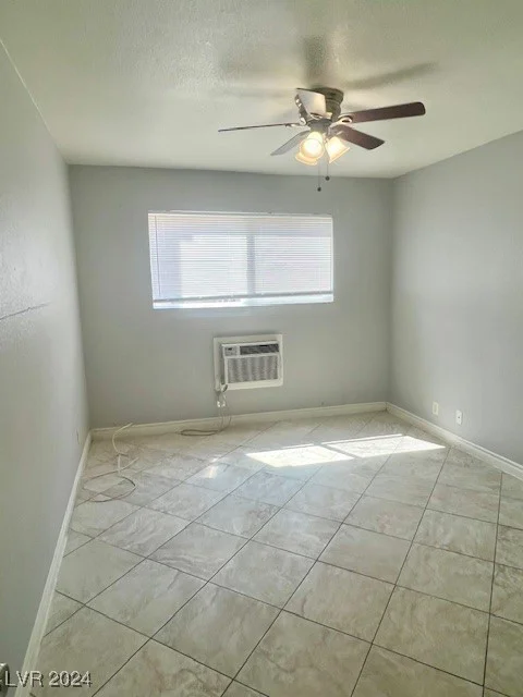 5378 Swenson, Las Vegas, NV 89119