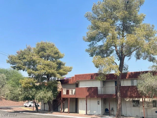 5346 Swenson, Las Vegas, NV 89119