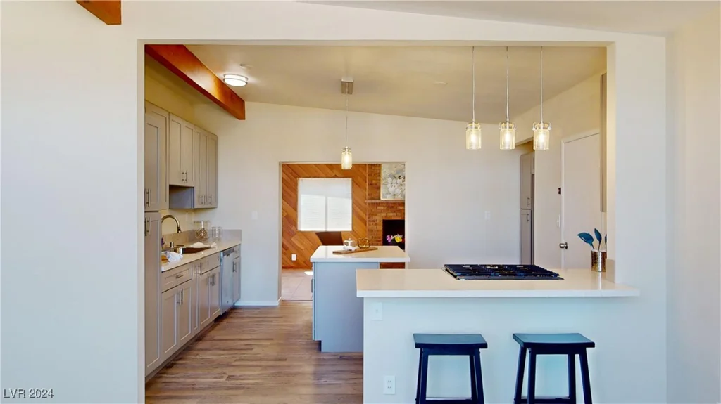 1643 Coronado, Las Vegas, NV 89169