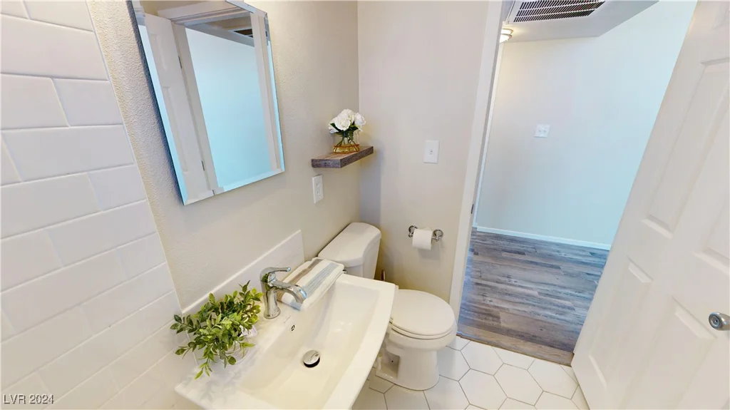 1643 Coronado, Las Vegas, NV 89169