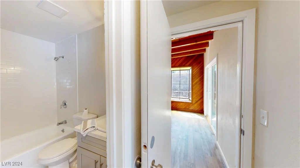 1643 Coronado, Las Vegas, NV 89169