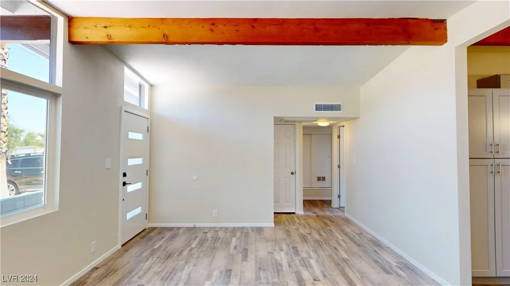 1643 Coronado, Las Vegas, NV 89169