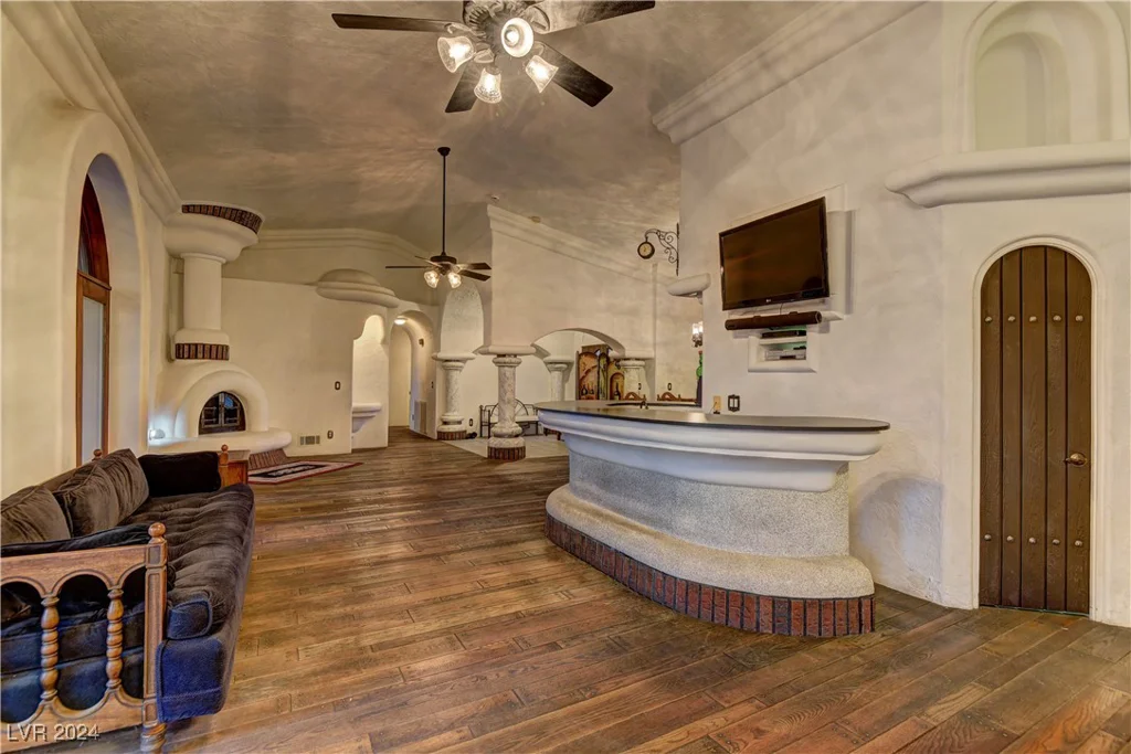 928 Rhyolite, Henderson, NV 89011