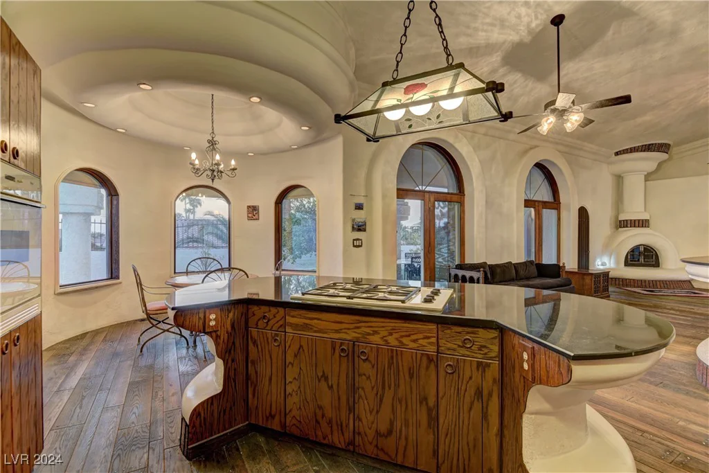 928 Rhyolite, Henderson, NV 89011