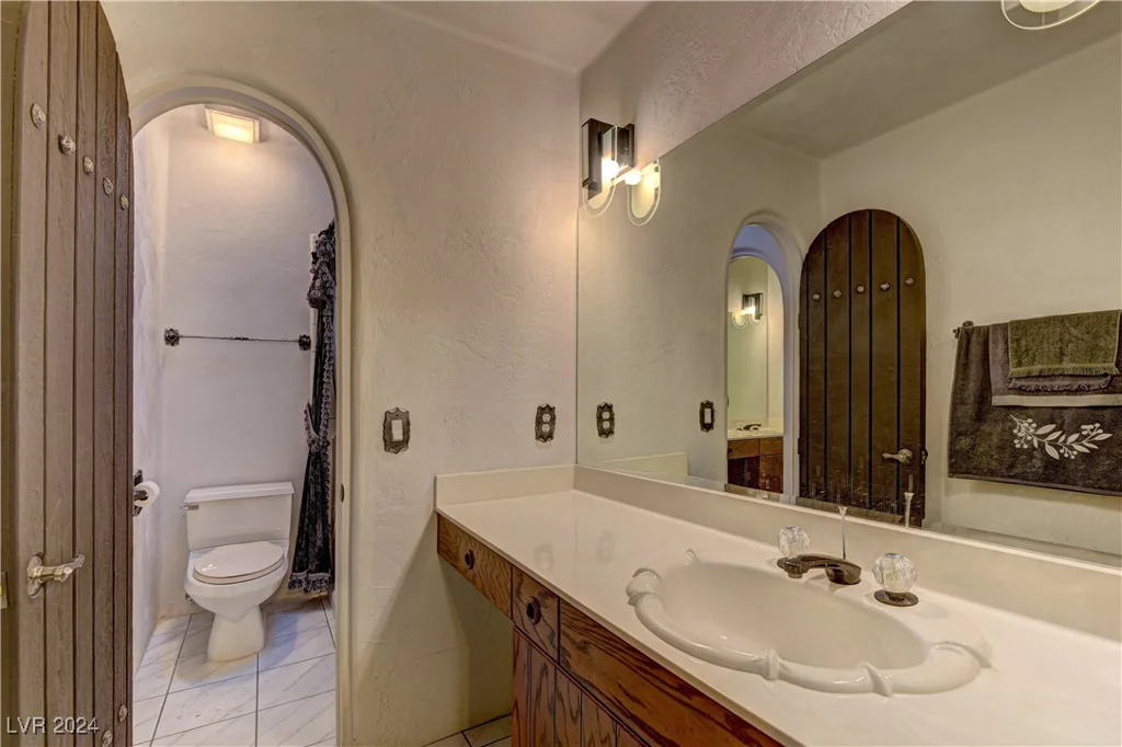 928 Rhyolite, Henderson, NV 89011