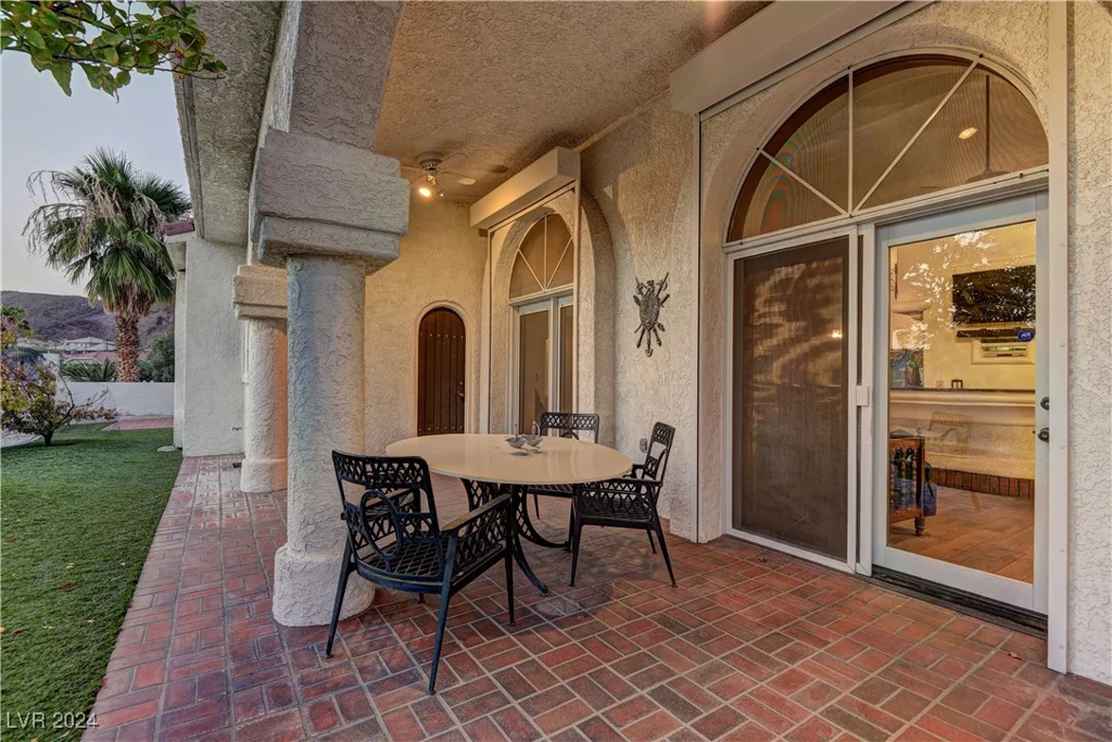 928 Rhyolite, Henderson, NV 89011
