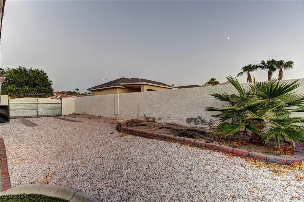 928 Rhyolite, Henderson, NV 89011