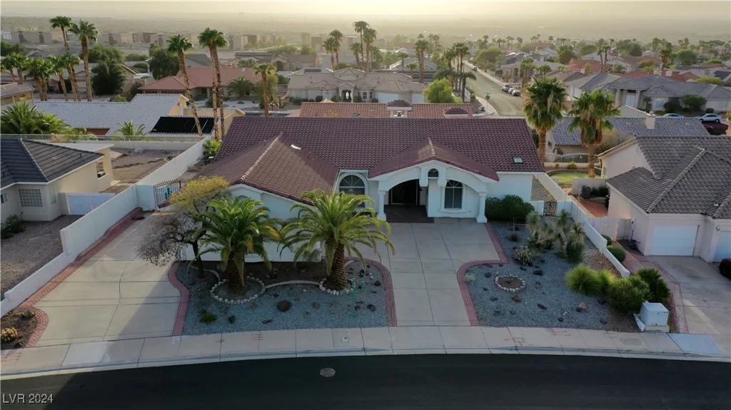 928 Rhyolite, Henderson, NV 89011