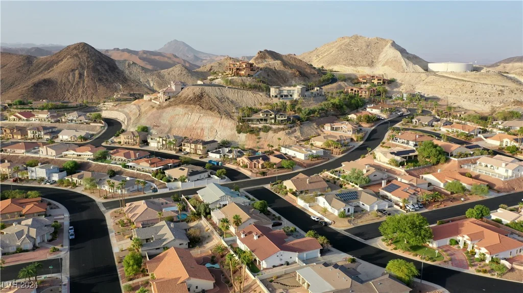 928 Rhyolite, Henderson, NV 89011
