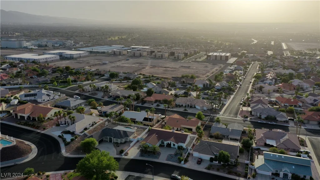928 Rhyolite, Henderson, NV 89011