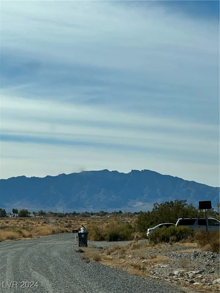 2571 Feather, Pahrump, NV 89048
