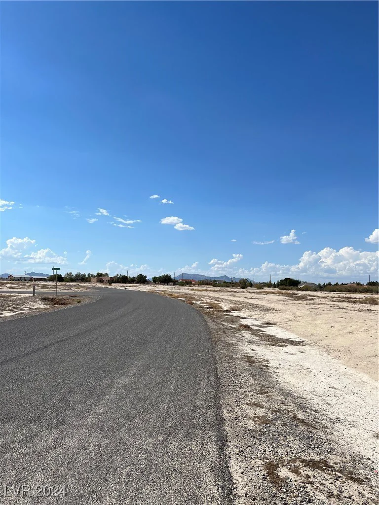 3570 Falcon, Pahrump, NV 89048