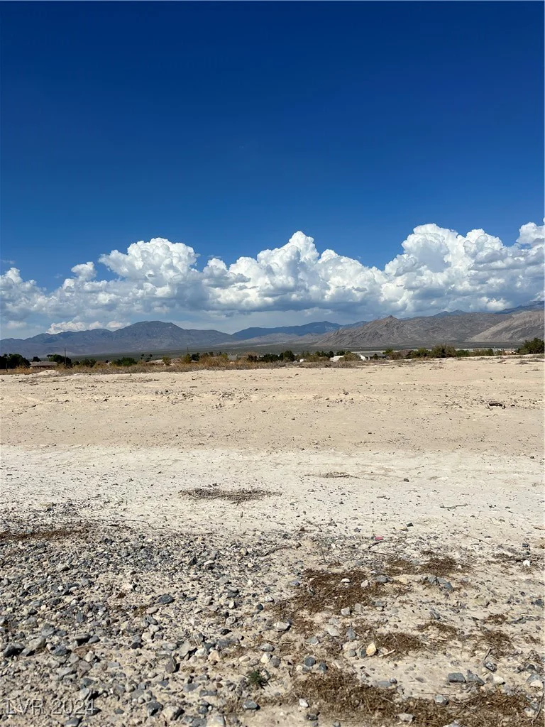 3570 Falcon, Pahrump, NV 89048
