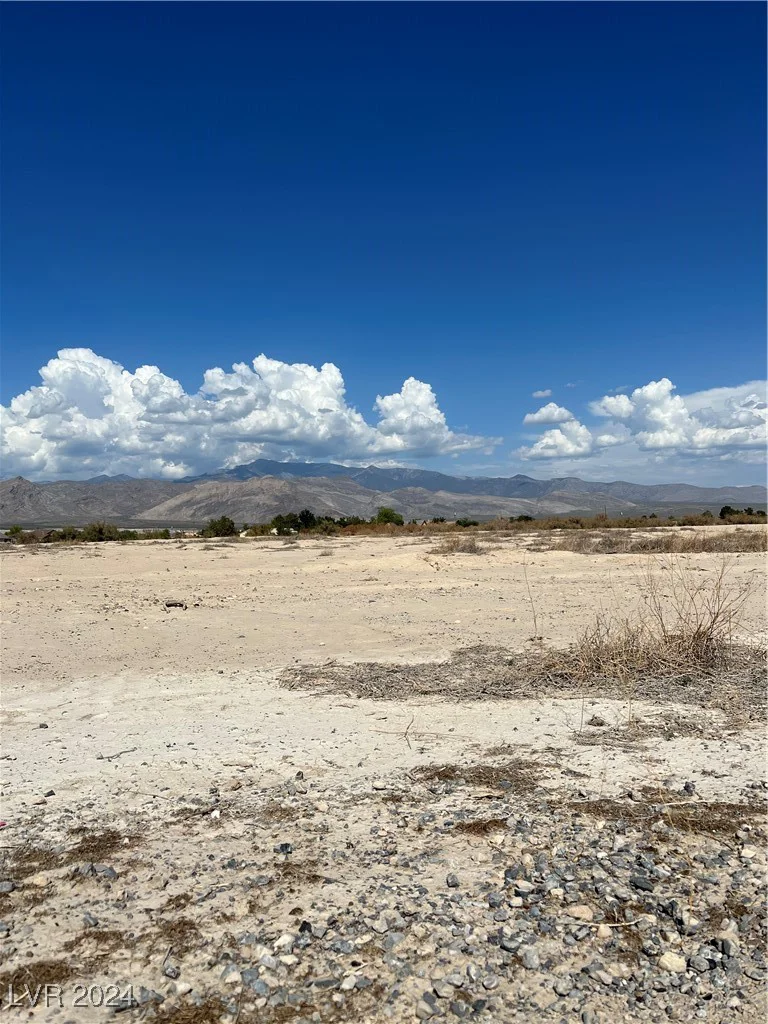 3570 Falcon, Pahrump, NV 89048