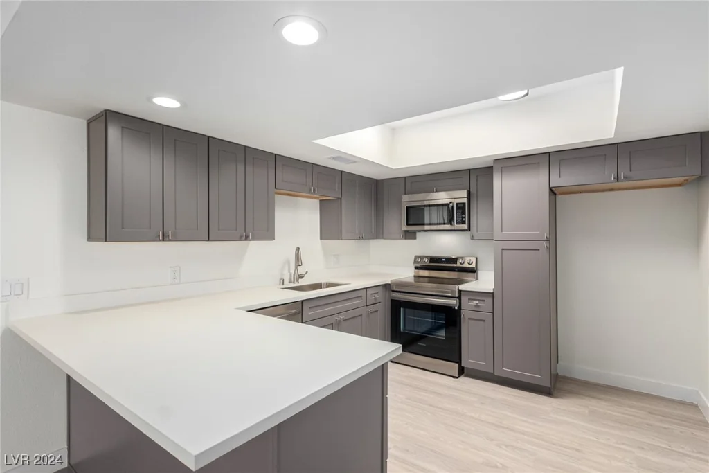 3711 Colonial, Las Vegas, NV 89121