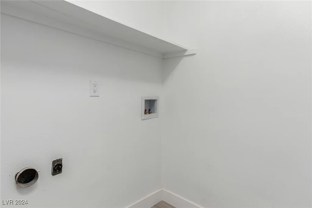 3711 Colonial, Las Vegas, NV 89121