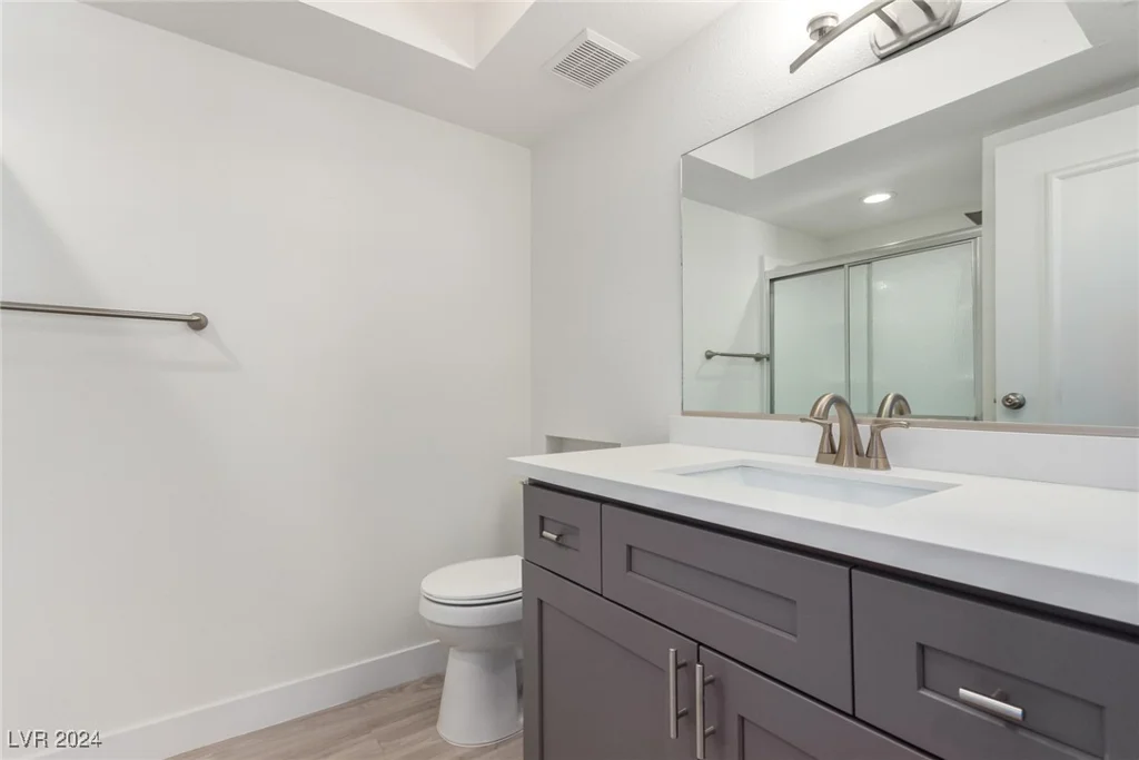 3711 Colonial, Las Vegas, NV 89121