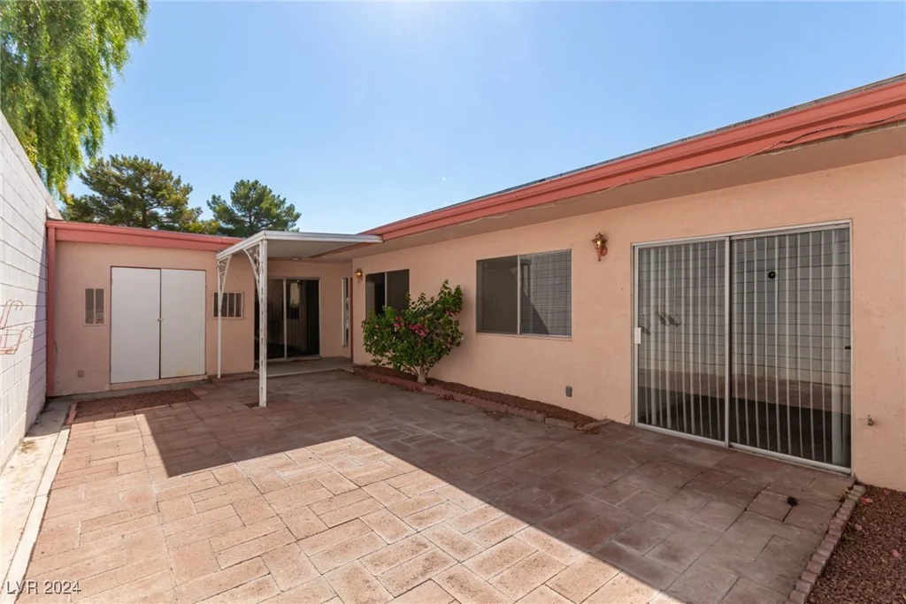 3711 Colonial, Las Vegas, NV 89121