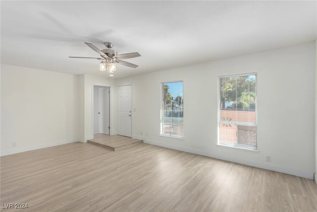 3711 Colonial, Las Vegas, NV 89121