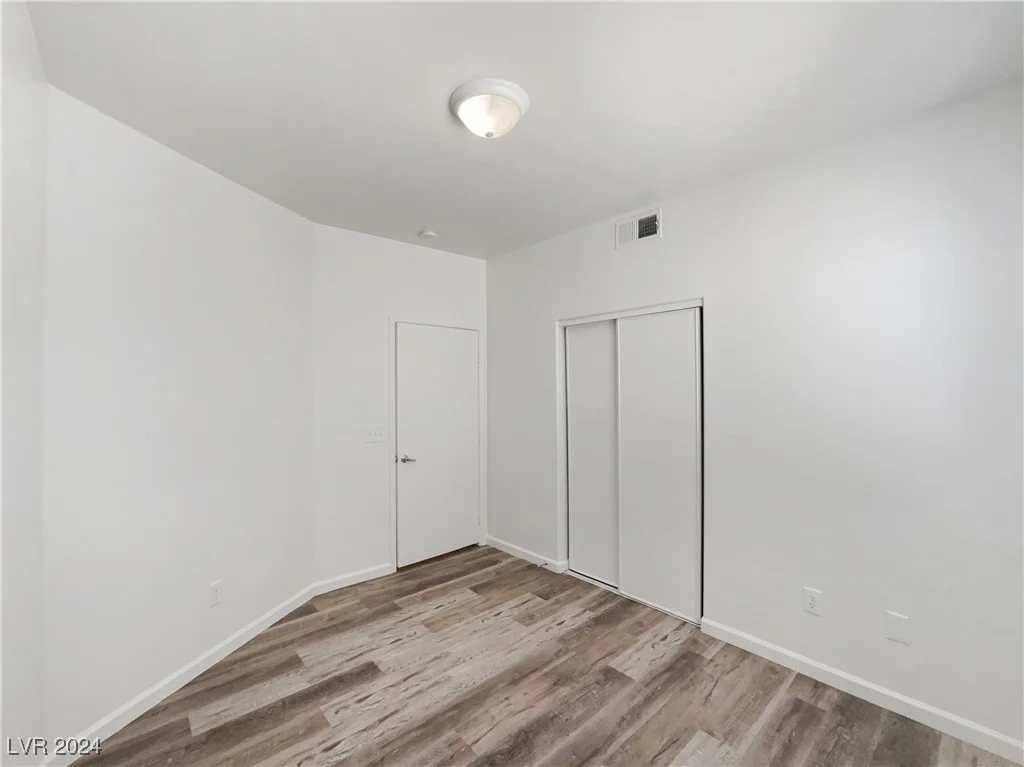 5650 Sahara, Las Vegas, NV 89142