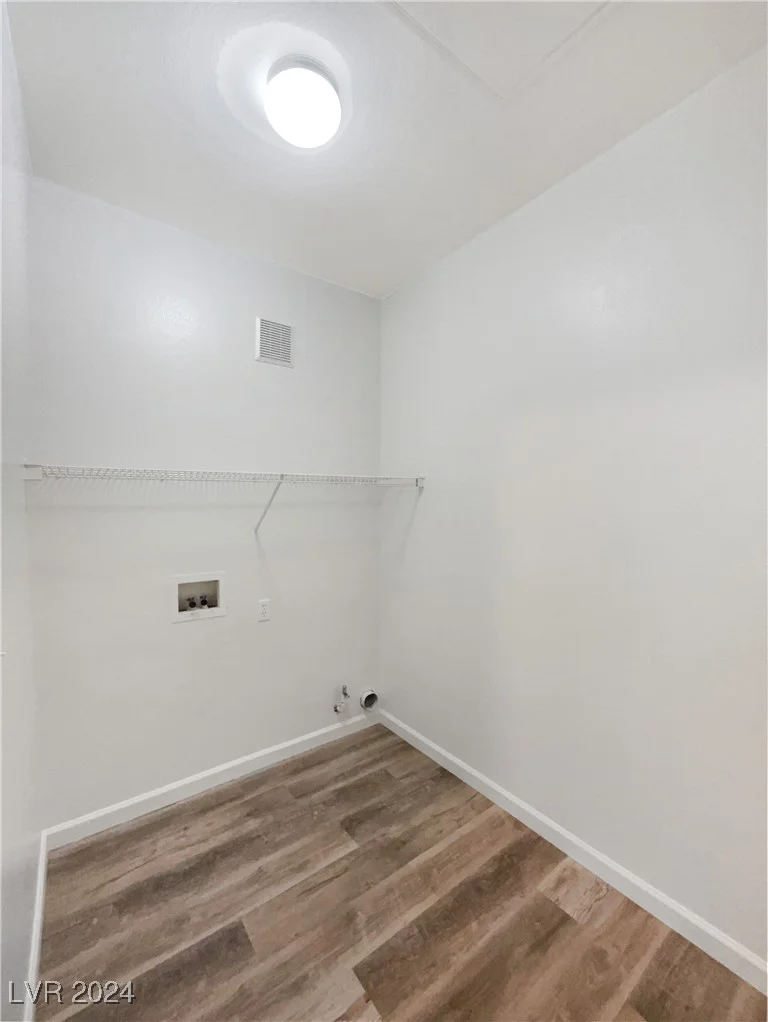 5650 Sahara, Las Vegas, NV 89142