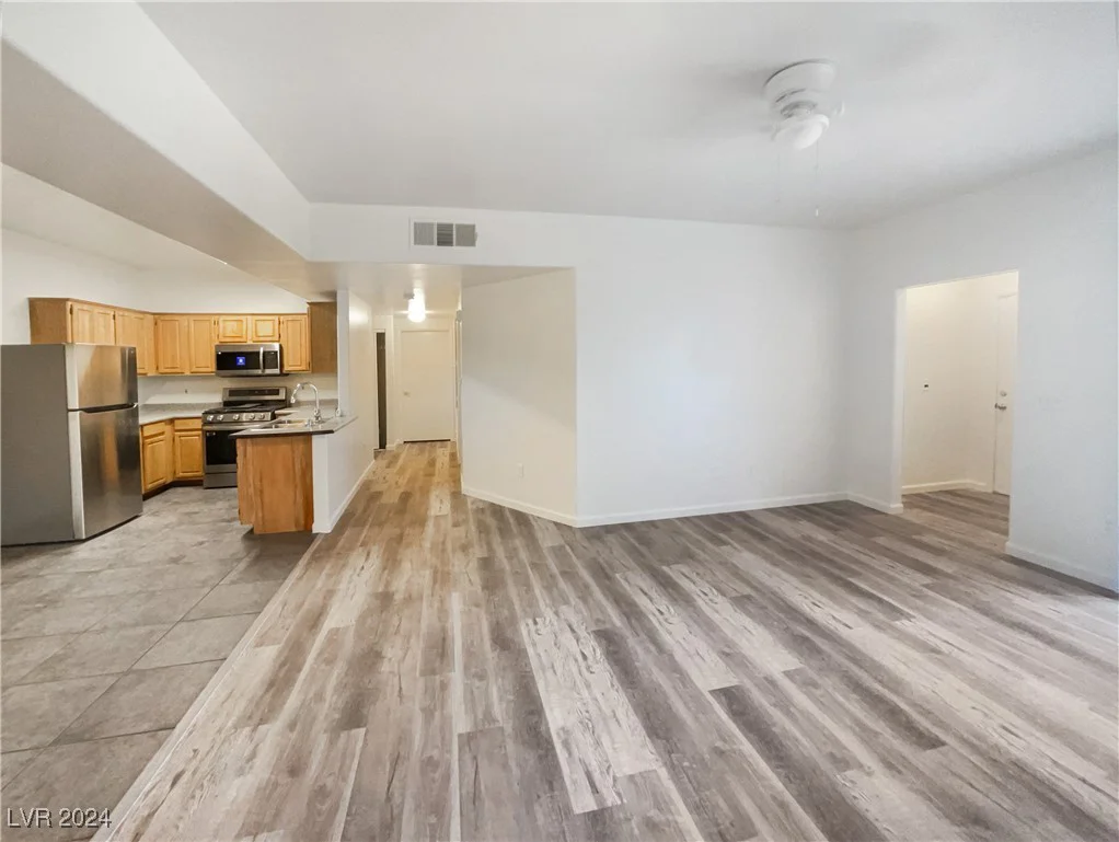 5650 Sahara, Las Vegas, NV 89142