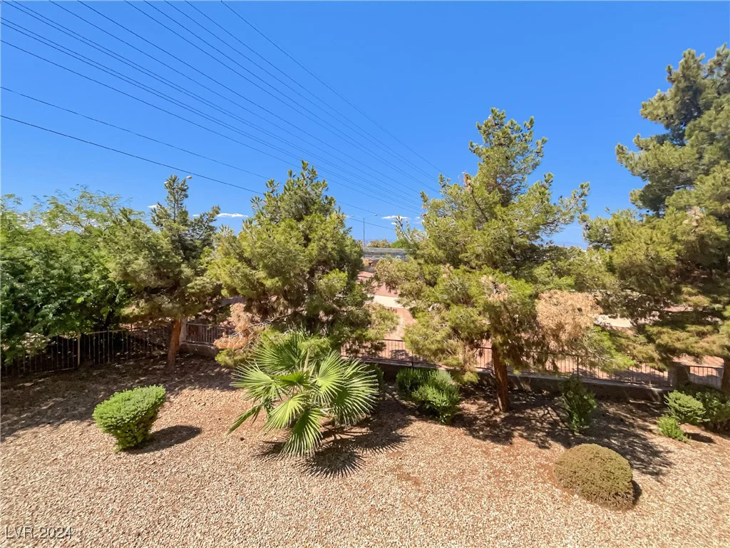 5650 Sahara, Las Vegas, NV 89142