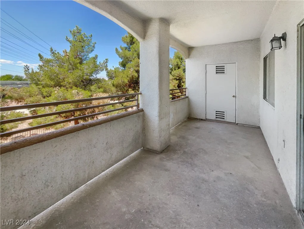 5650 Sahara, Las Vegas, NV 89142