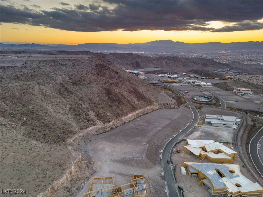 7 Chisel Crest, Henderson, NV 89012