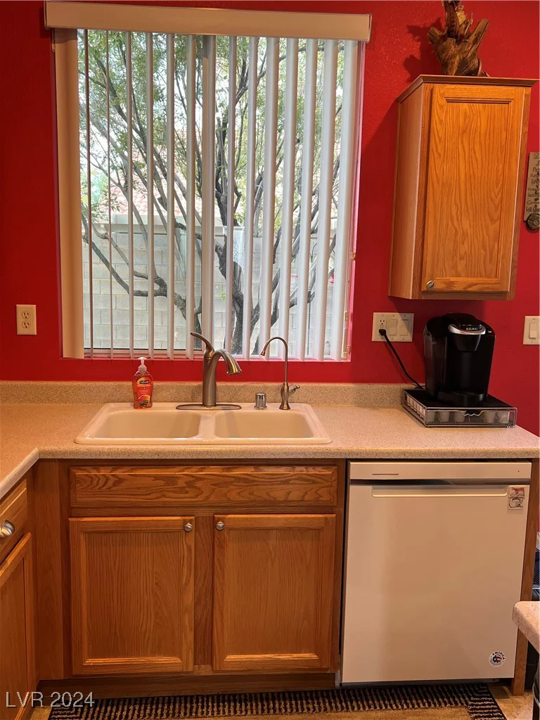 3418 Cinnamon Creek, North Las Vegas, NV 89031