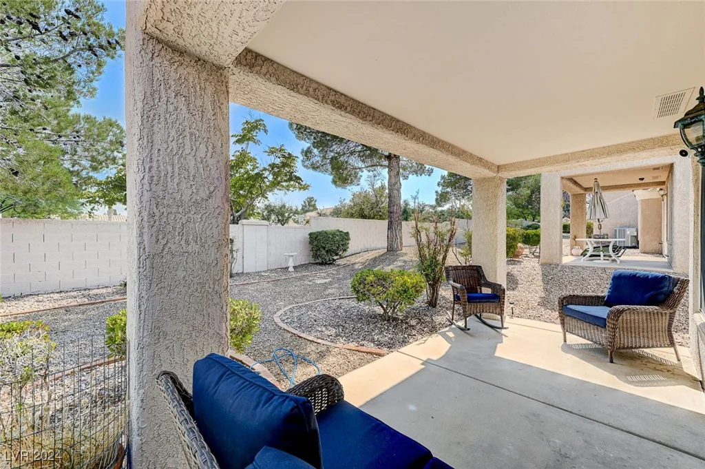 9661 Blue Bell, Las Vegas, NV 89134