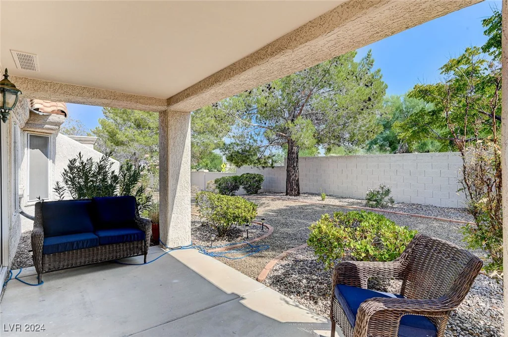 9661 Blue Bell, Las Vegas, NV 89134