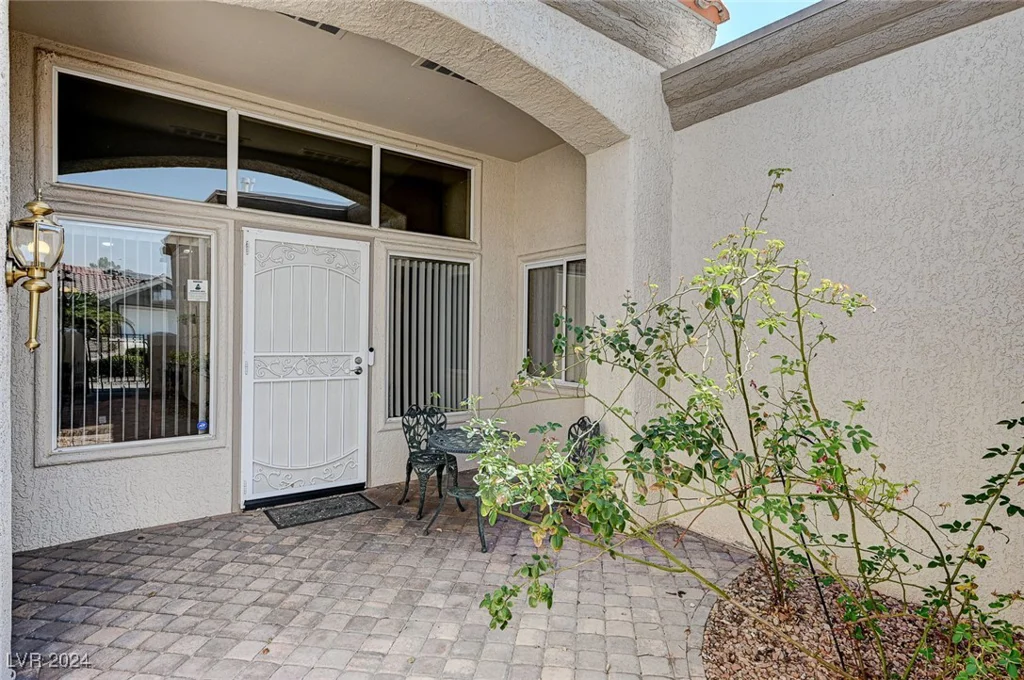 9661 Blue Bell, Las Vegas, NV 89134
