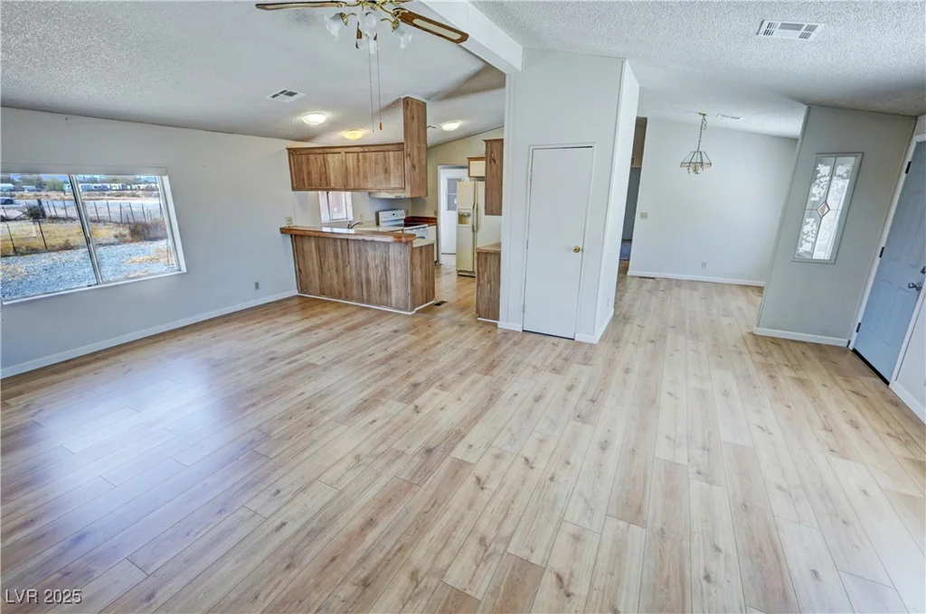 6160 Willis, Pahrump, NV 89048