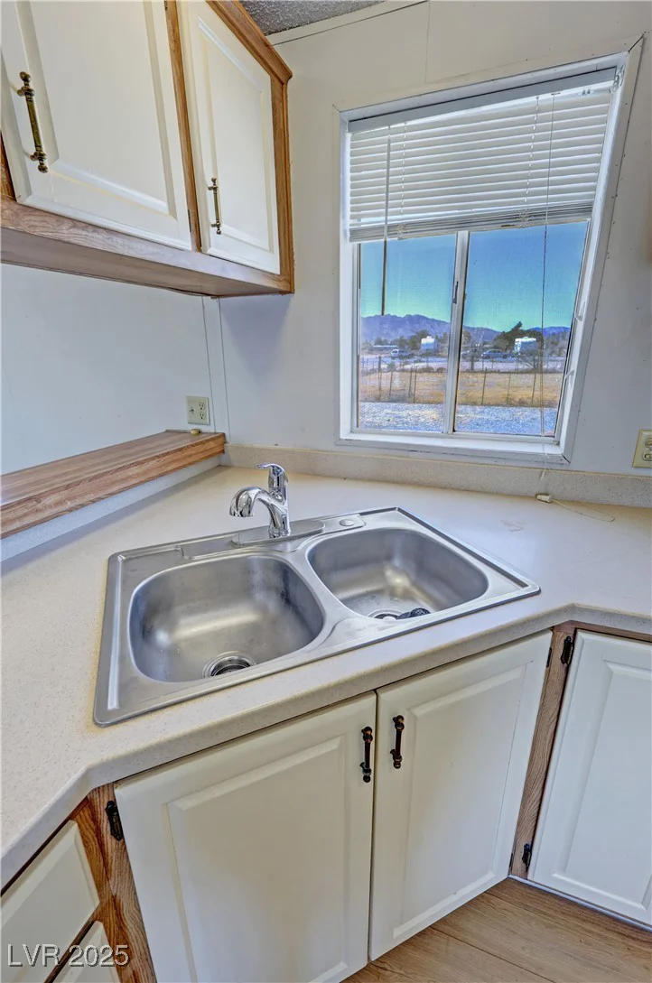 6160 Willis, Pahrump, NV 89048