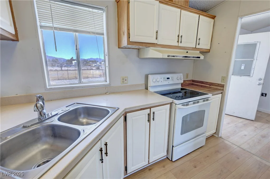 6160 Willis, Pahrump, NV 89048