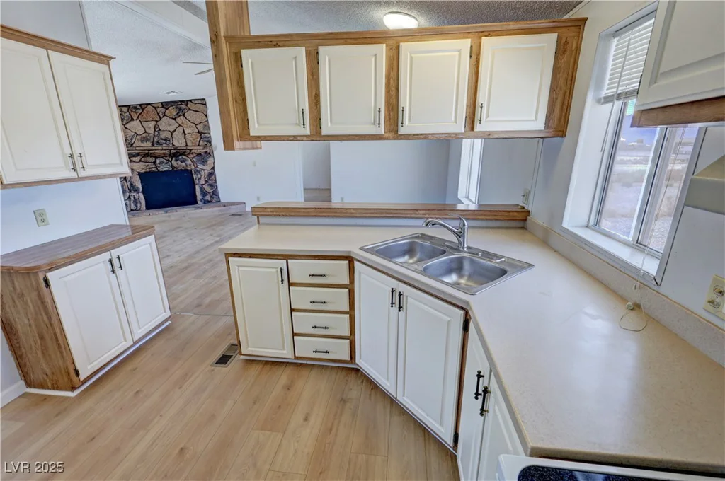 6160 Willis, Pahrump, NV 89048