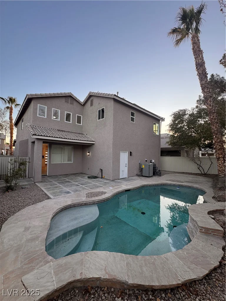 760 Canfield Pt, Las Vegas, NV 89183