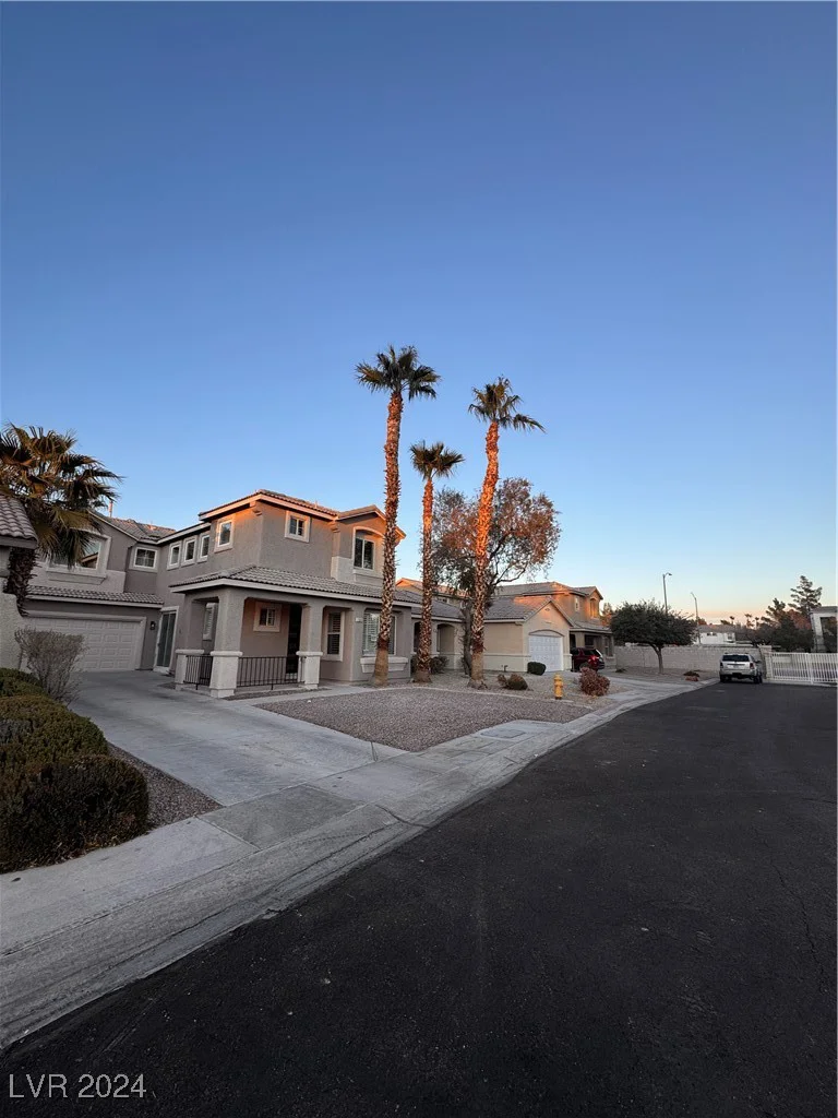 760 Canfield Pt, Las Vegas, NV 89183