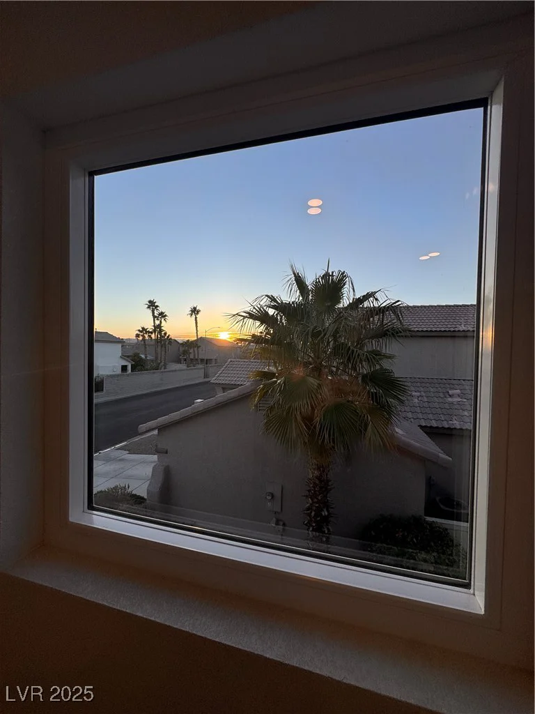 760 Canfield Pt, Las Vegas, NV 89183