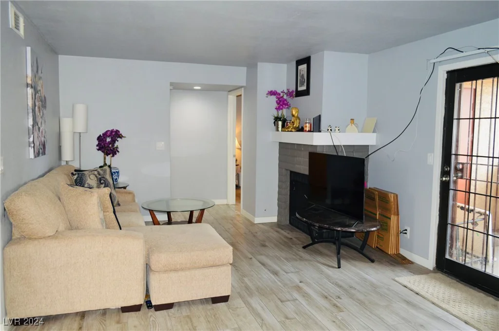 4350 Sanderling, Las Vegas, NV 89103