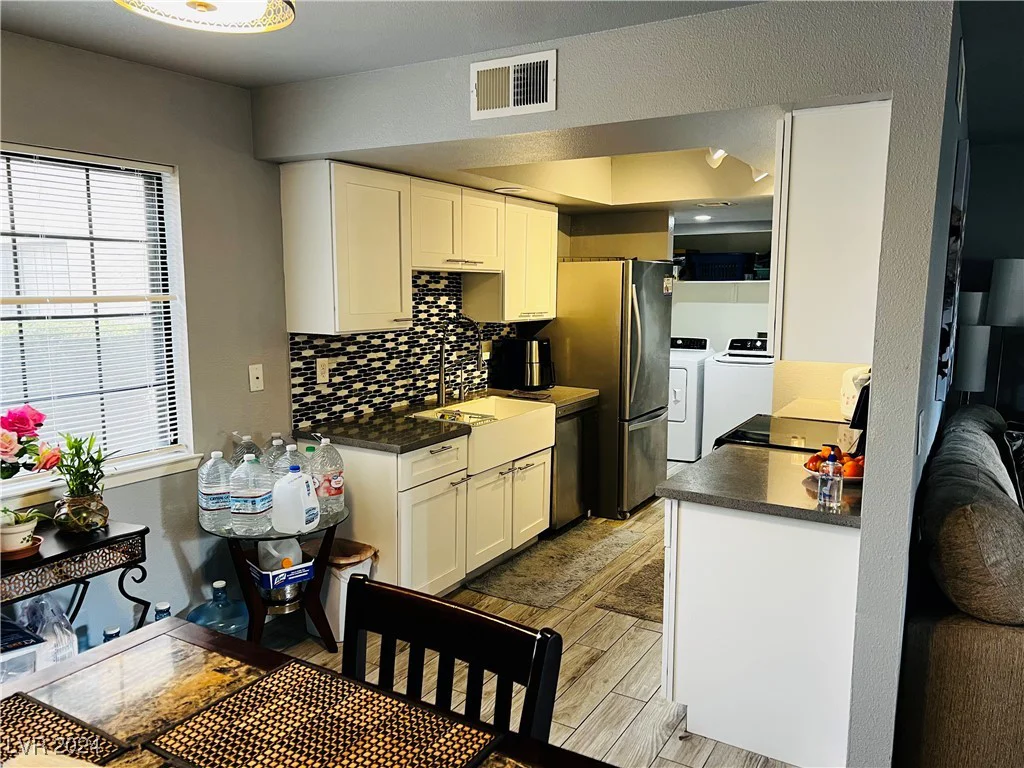 4350 Sanderling, Las Vegas, NV 89103