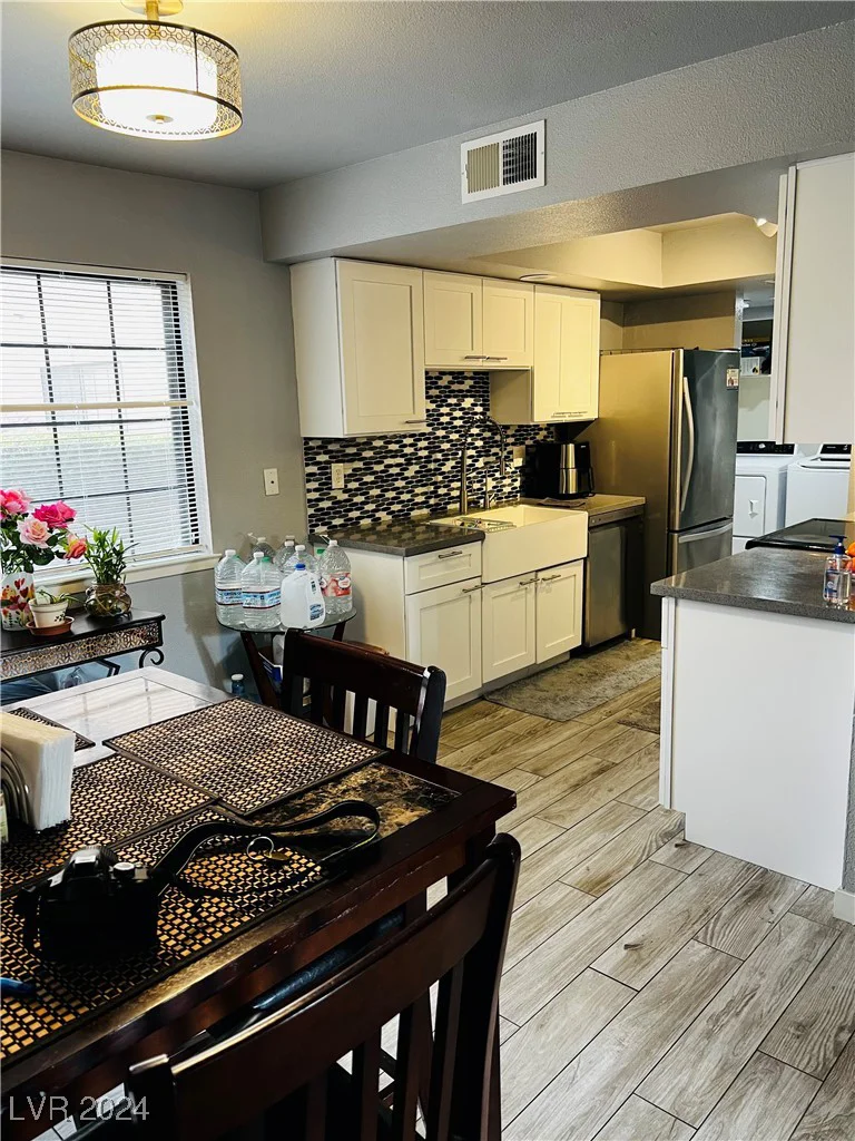 4350 Sanderling, Las Vegas, NV 89103